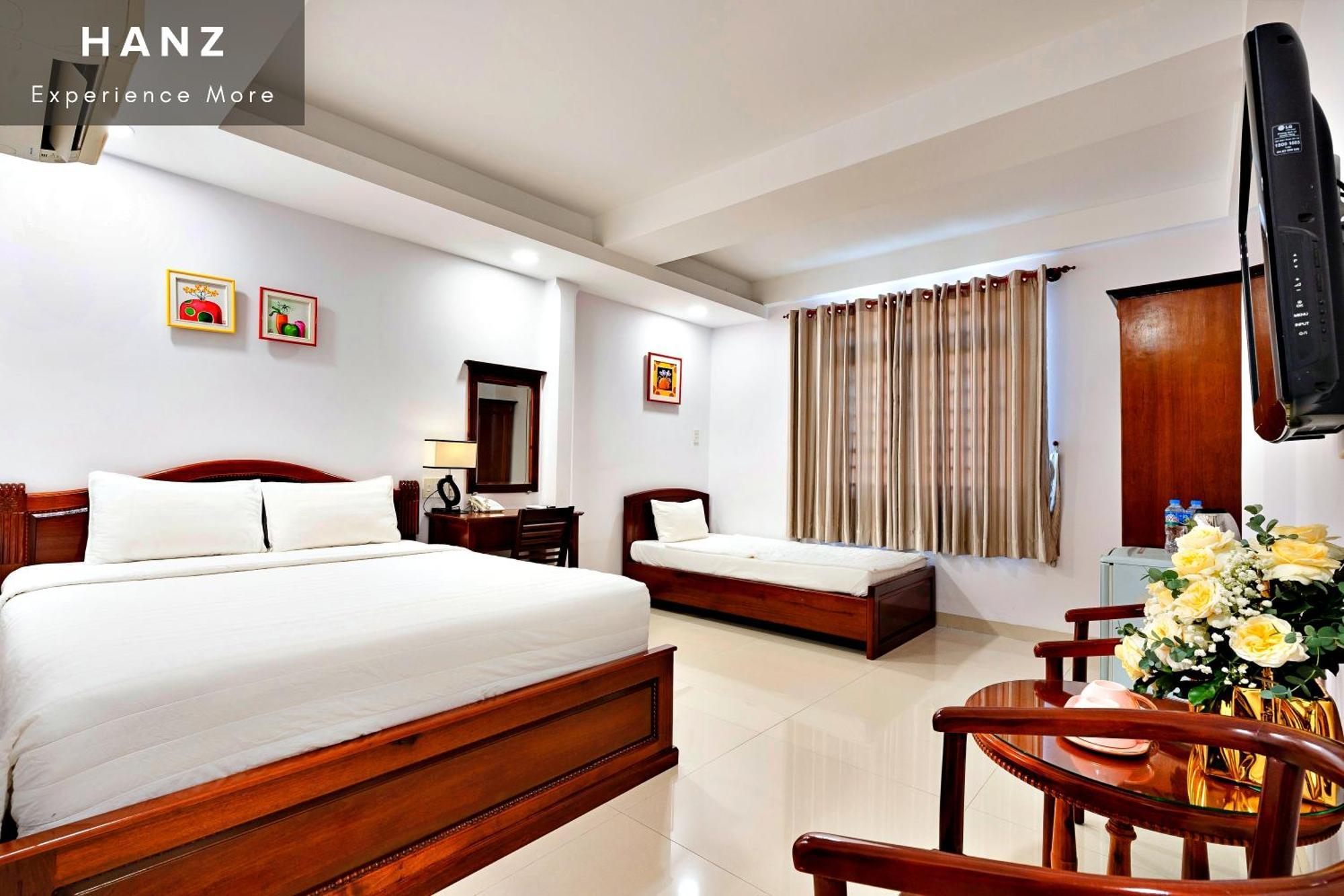 S169 Le Thanh Ton Khách sạn