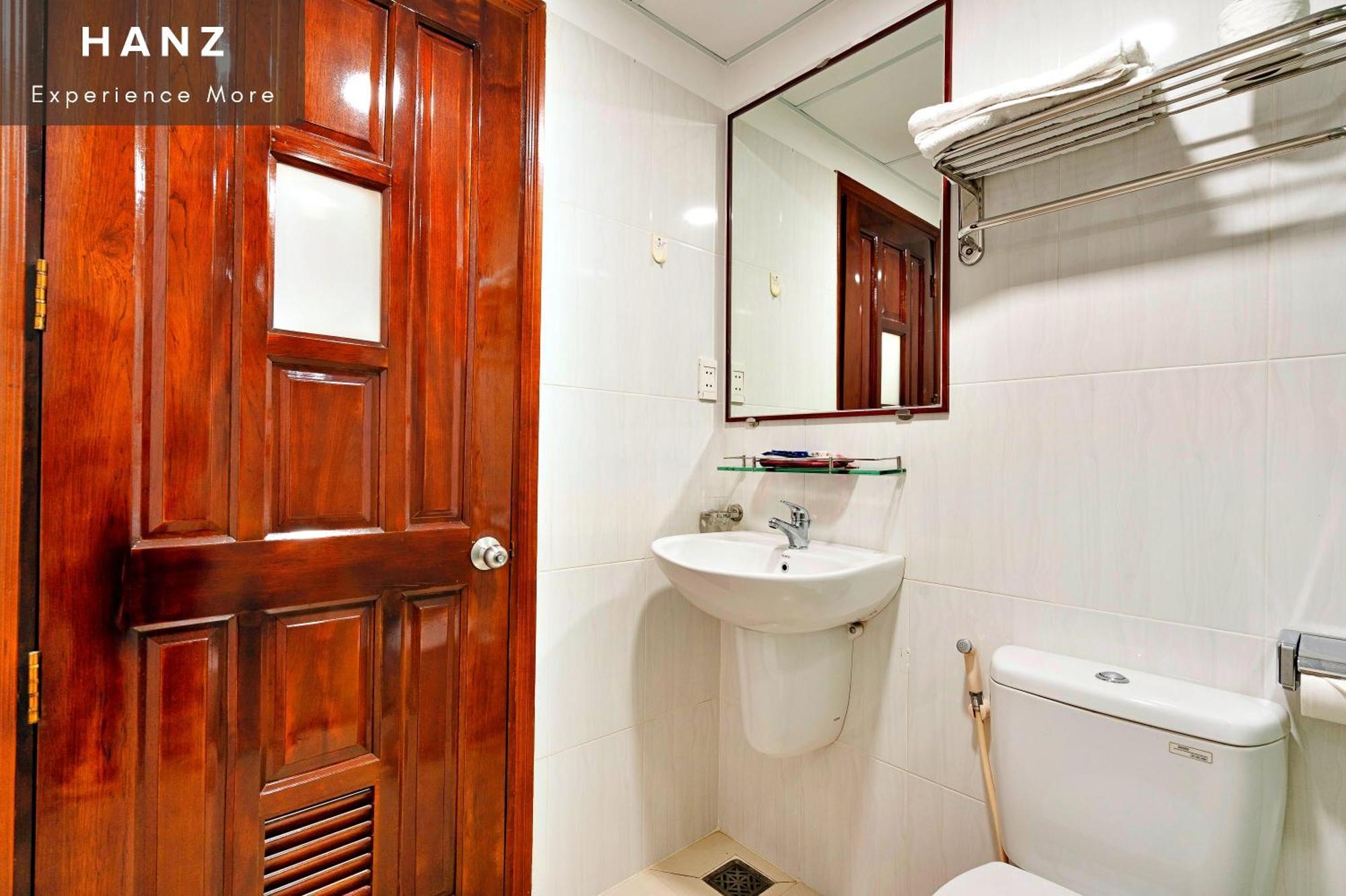 Khách sạn S169 Le Thanh Ton *